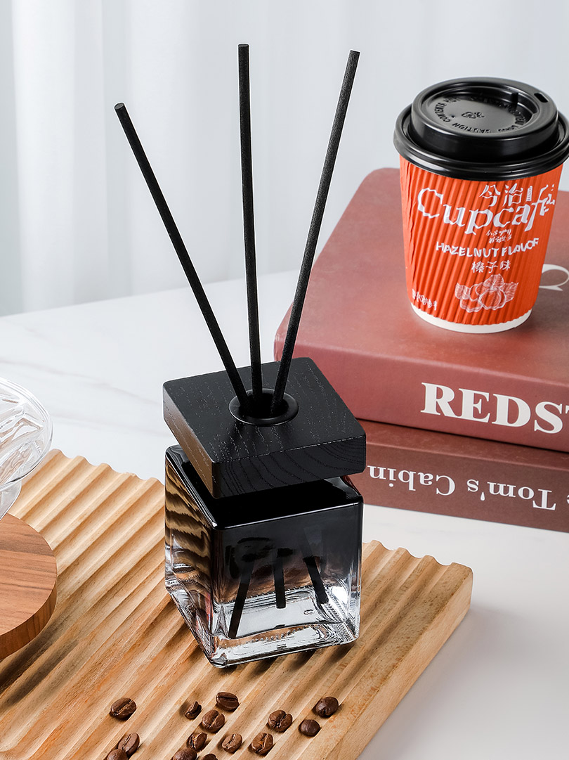 200 ml-es nagy flakonos lángmentes náddiffúzor