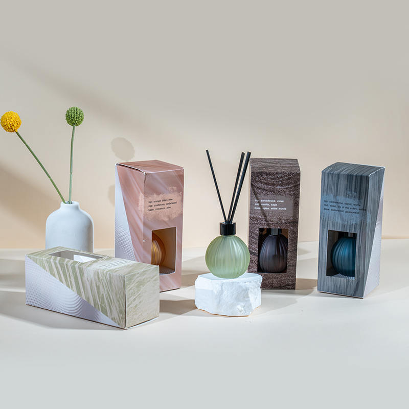 Kis üvegkörte függőleges csíkokkal párologtató palack náddiffúzor-otthoni illatnád diffúzor gyártó