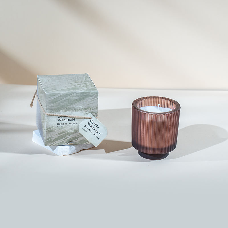 Kerek üveg gyertyapohár függőleges csíkokkal illatos gyertyák-eco szójaviasz gyertya eladó