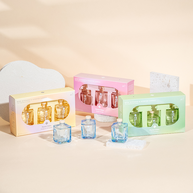 3 DB négyzet alakú palackos reed diffúzor készlet-3 DB aroma készlet