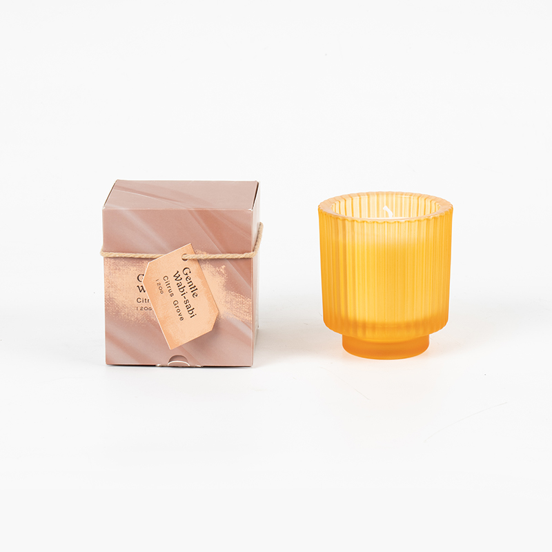 Kerek üveg gyertyapohár függőleges csíkokkal illatos gyertyák-eco szójaviasz gyertya eladó