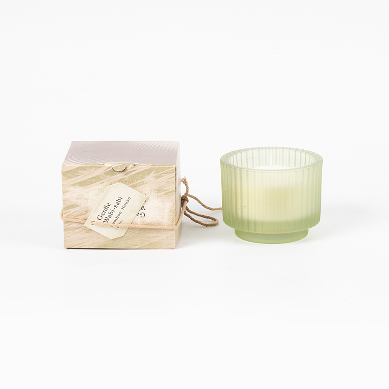 Kerek üveg gyertyapohár függőleges csíkokkal illatos gyertyák-eco szójaviasz gyertya eladó